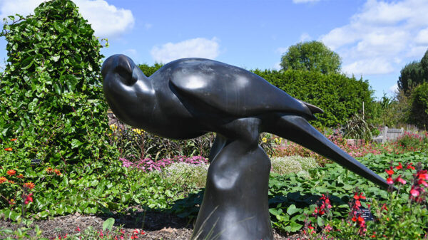 Sculpture of the Carolina Parakeet